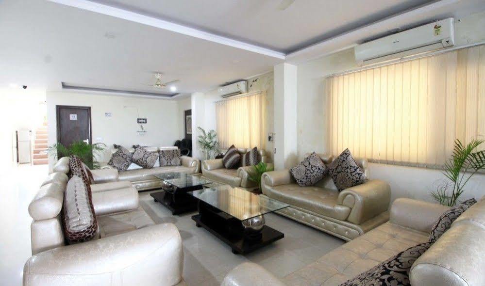 Hotel Kundan Palace Νέο Δελχί Εξωτερικό φωτογραφία